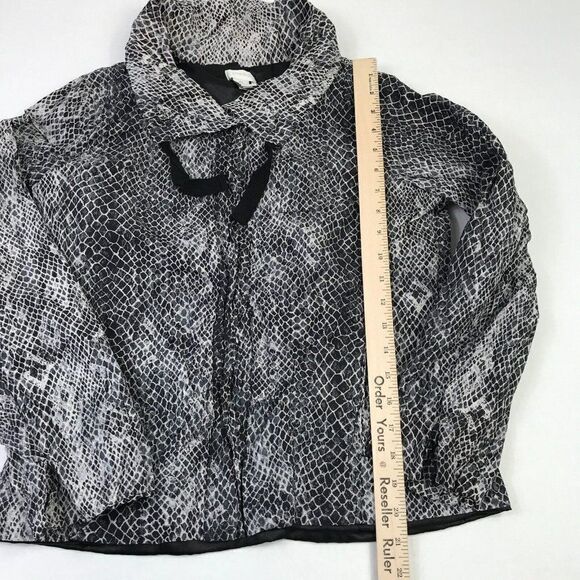 Chicos Womens Crinkle Jacket Snakeskin Print Long Sleeve Snap Button 0 S Small - Picture 5 of 12